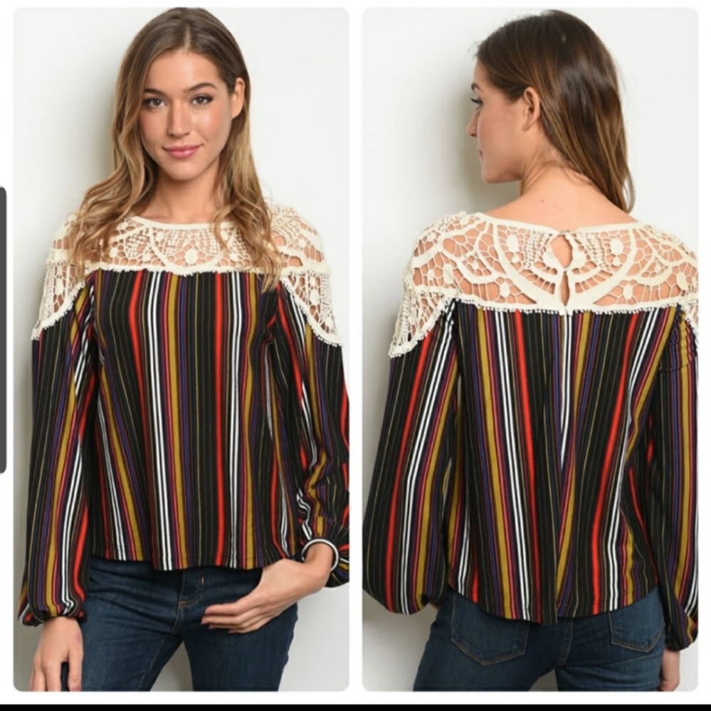 Avallable designed the perfect fall top